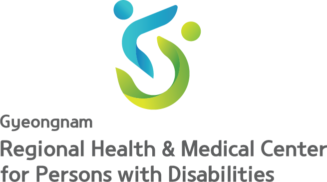 세로형 영문 로고